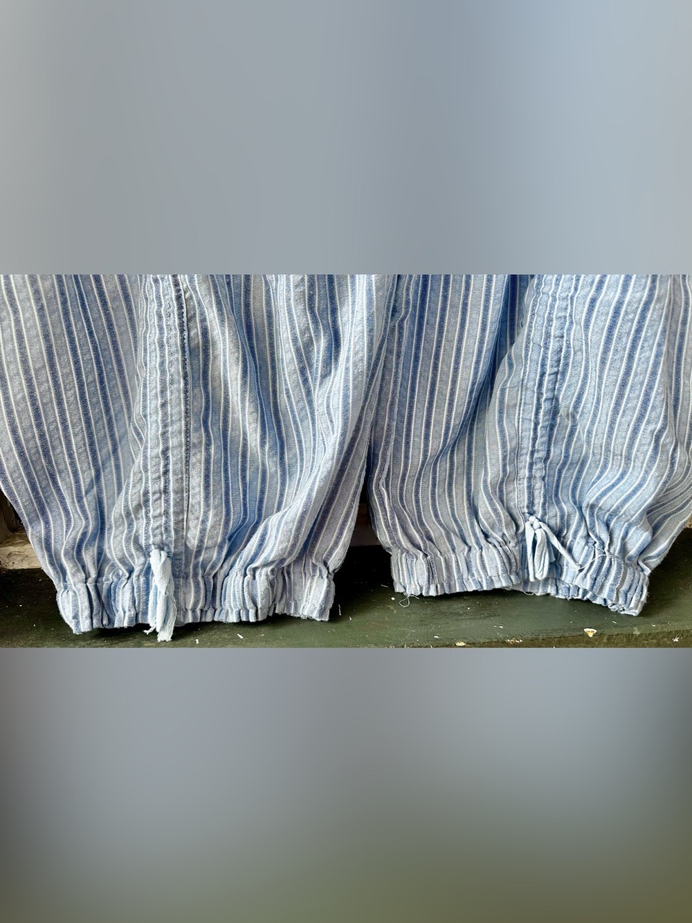 Blue Velvet Breana White Blue Striped Balloon Cargo Pants Boho Coastal Parachute - Picture 9 of 12